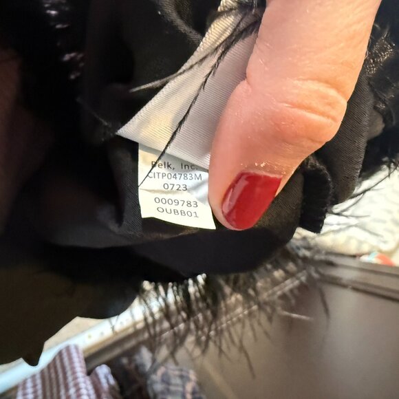 Crown & Ivy Size Large Feathers Hem Short Sleeve High Neck Blouse Top Black - Picture 6 of 8